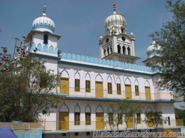 Gurdwara Sri Patshahi Dasvin Sahib, Ajitgarh Wander — view 2